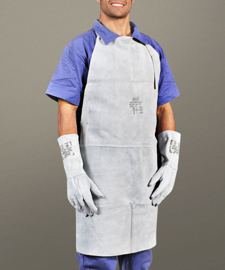 Visão frontal do Avental de Raspa sem Mangas tipo Açougueiro da Zanel EPIs de Raspa e Vaqueta.